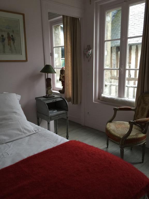 Bed and Breakfast Logis Saint-Leonard Honfleur Pokoj fotografie